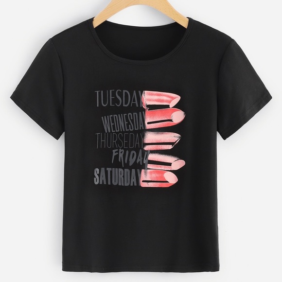 Tops - 💄💄Lipstick💄💄 T-shirt